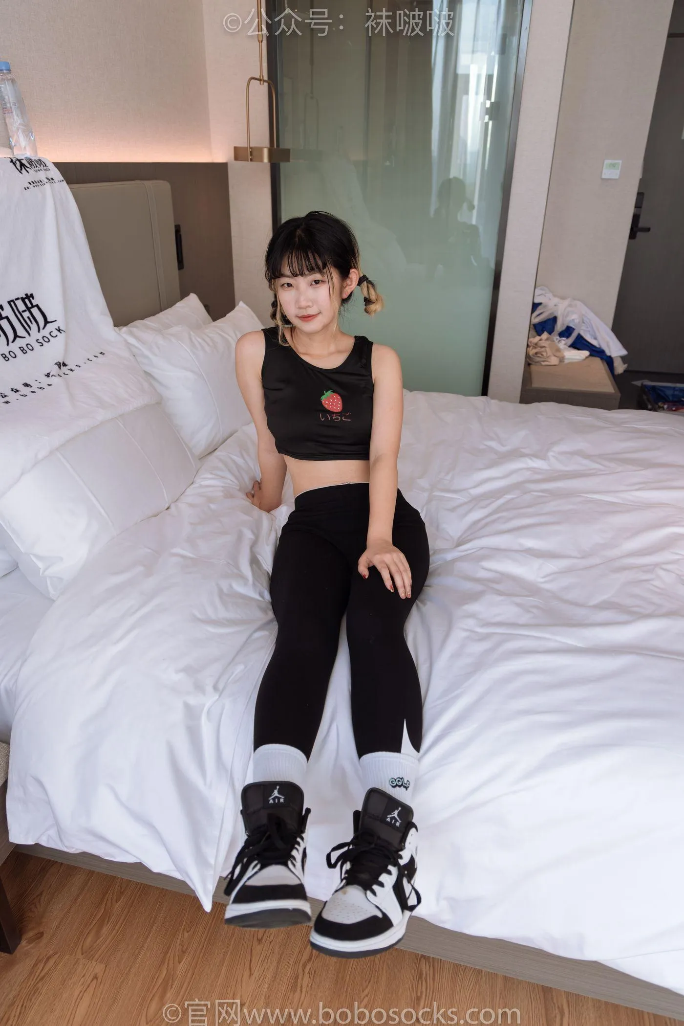[BoBoSocks袜啵啵]NO.059 砂糖-AJ板鞋、白棉袜、裸足 [142P]插图4